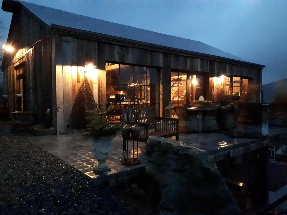 Le Hangar Des Voyageurs Petit-Halleux Esterno foto