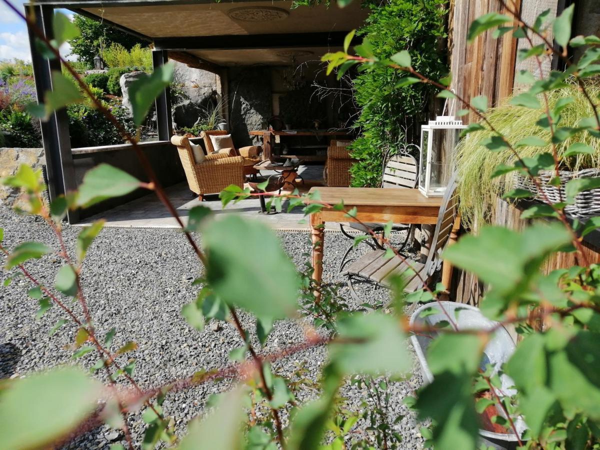 Le Hangar Des Voyageurs Petit-Halleux Esterno foto